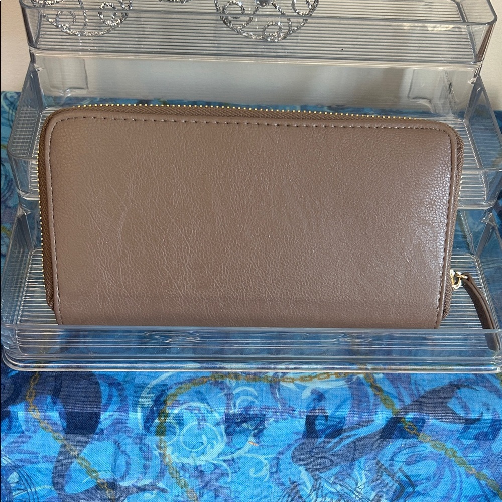 Joe's Tan Embossed Wallet - Picture 3 of 13